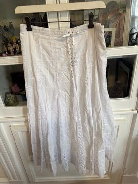 White Lace-Detail Maxi Skirt - Womens